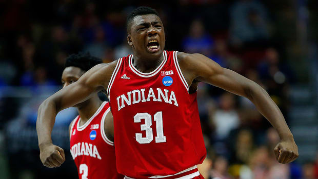 ncaas-indiana-beats-kentucky-thomas-bryant.jpg